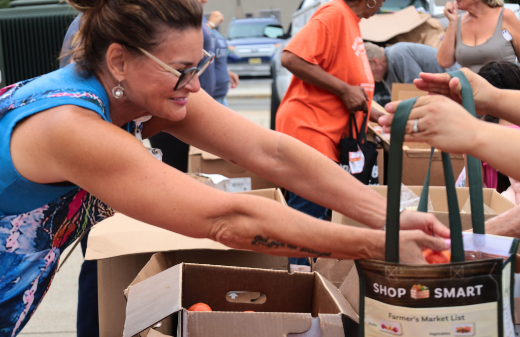 Newsletter Photo - Distribution