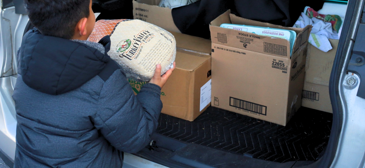 Holiday Food Drive Article Photo 2